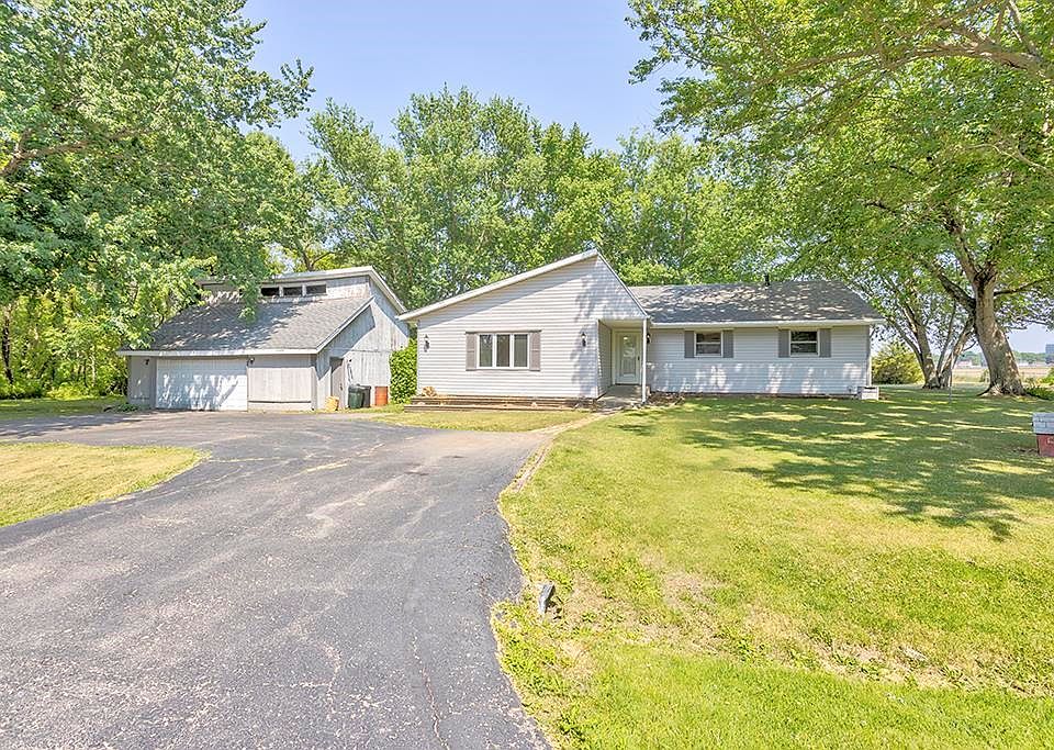 7361 Oak Dr, Stillman Valley, IL 61084 Zillow