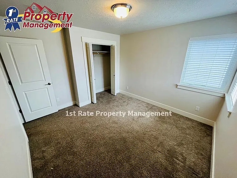 431 S Academy Ln — Photo 13