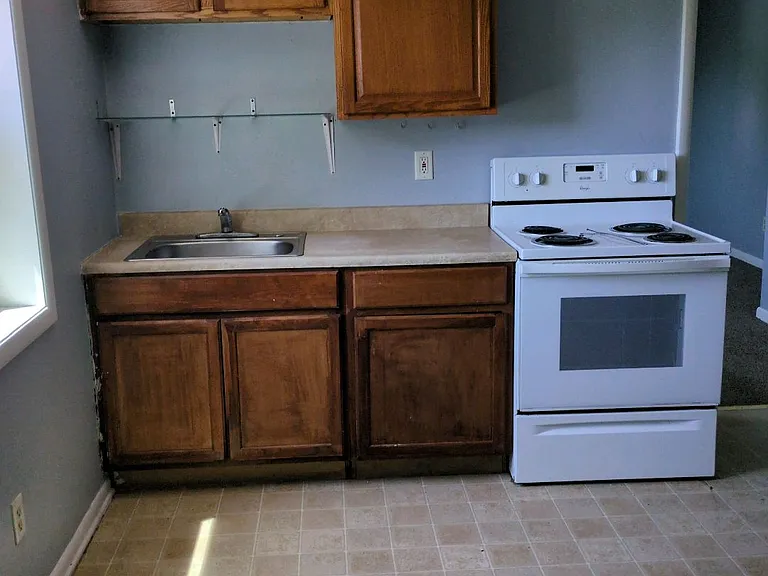 1005 Wright St — Photo 2