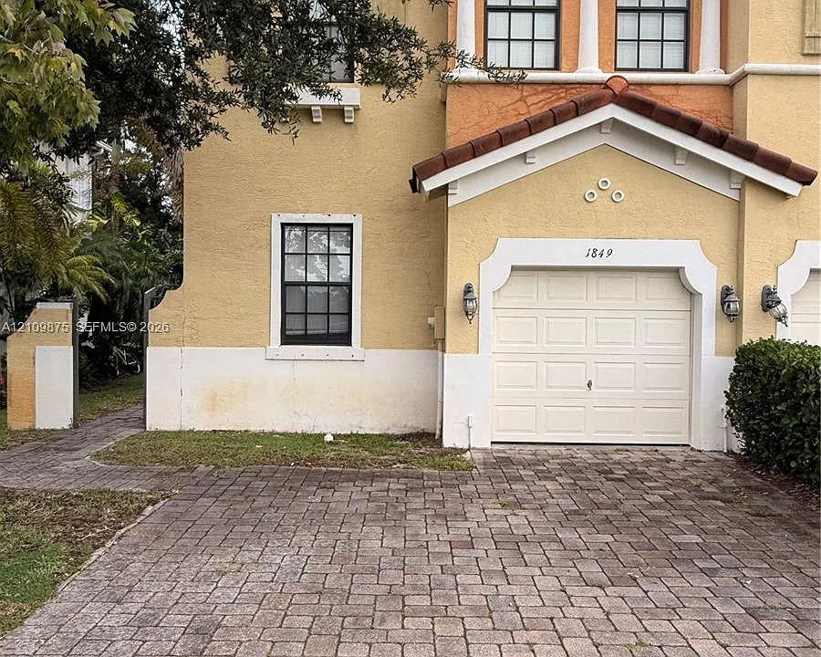 1849 SW Via Rossa Port