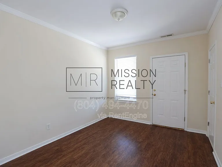 1402 Bainbridge St #B — Photo 6