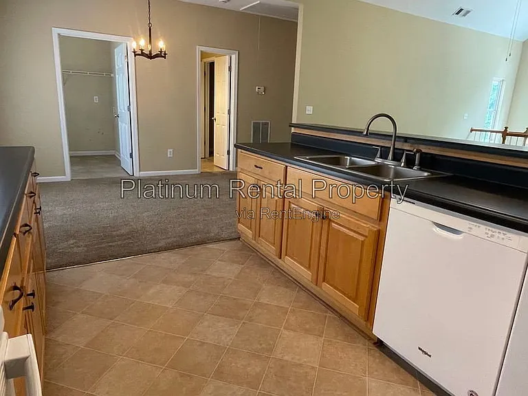 144 Pointe Cir — Photo 25