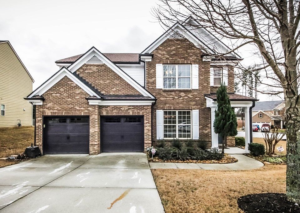 1st image of 561 E Fork Shady Dr NW