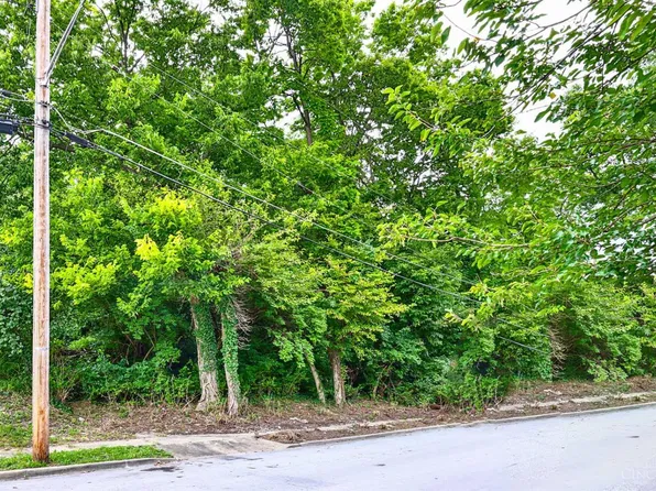 2911 Moosewood Ct, Cincinnati, OH 45225