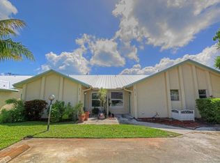 8915 SE Hobe Ridge Ave, Hobe Sound, FL 33455