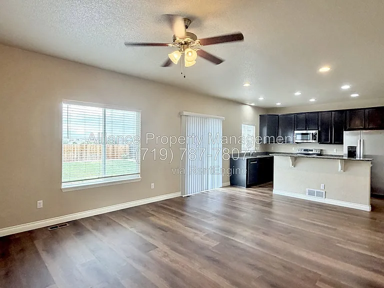 7270 Araia Dr — Photo 10