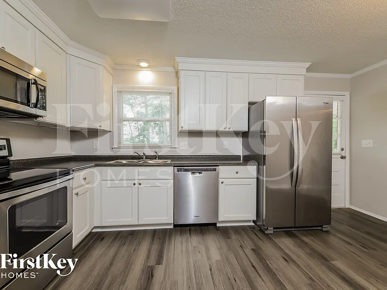 2312 Barnsley Ct — Photo 8