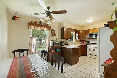 3226 S Auburn Dr — Photo 4
