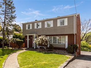 20 Greenwood Rd, Pittsburgh, PA 15221