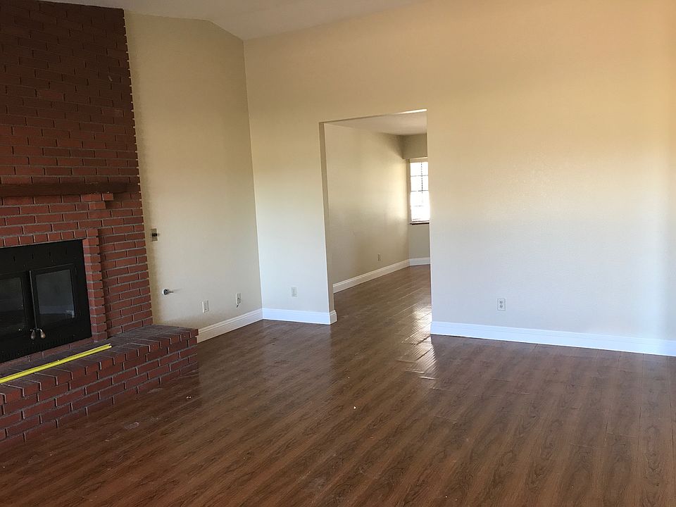 1st image of 14028 Driftwood Dr