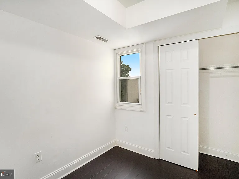 2027 N 15th St #3 — Photo 9