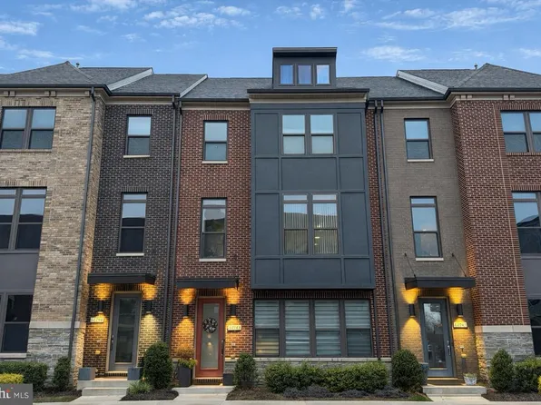 44741 Medway Ter, Ashburn, VA 20147