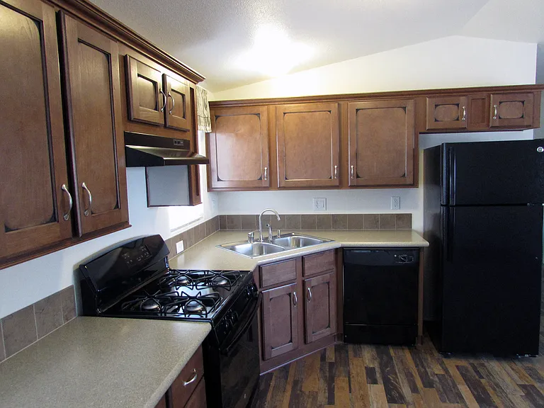 500 Miller Ave — Photo 6