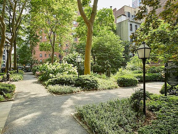 4th image of 45 Tudor City Pl APT 703