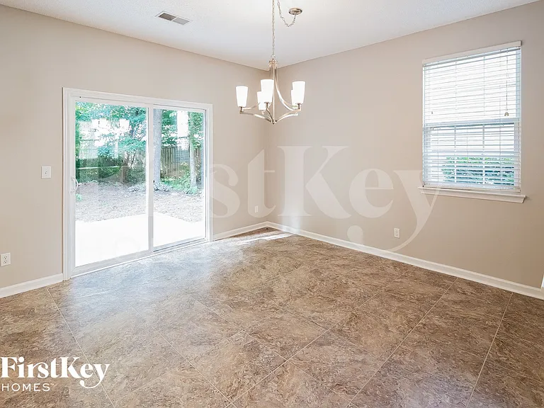 112 Chemistry Cir — Photo 4