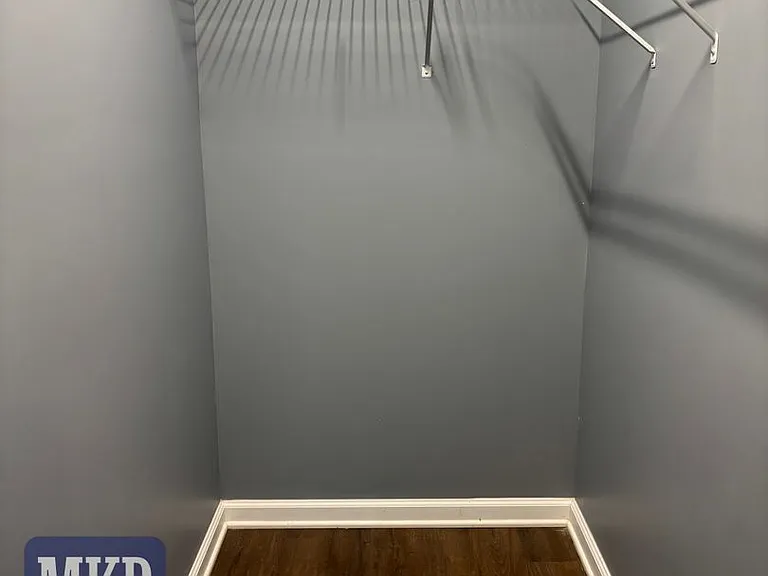 811 Montvue Rd — Photo 24