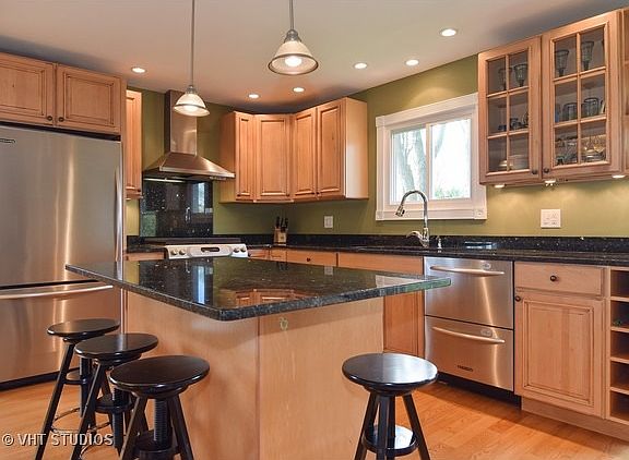 5th image of 434 Redwood Ln