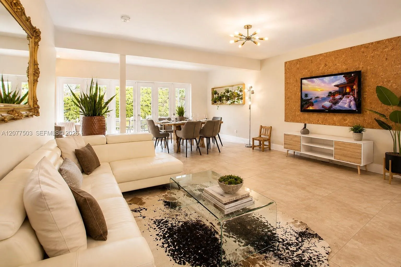 Country Club Homes — Photo 2