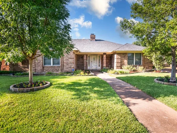 2016 Ridgewood, Bedford, TX 76021
