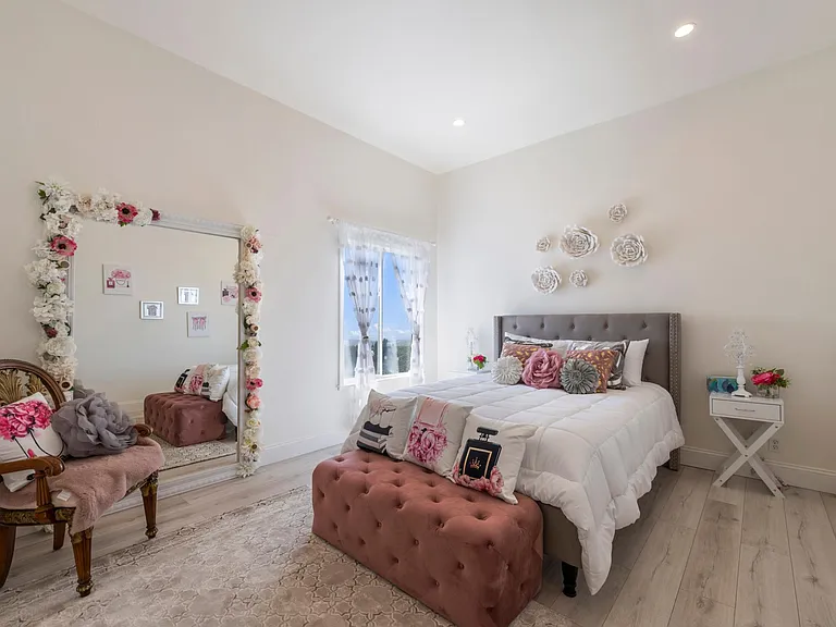 763 El Granada Blvd — Photo 29