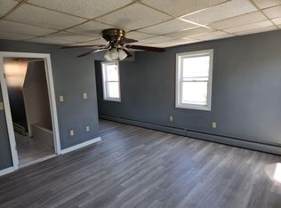 329 Ferry St #2R, Fall River, MA 02721