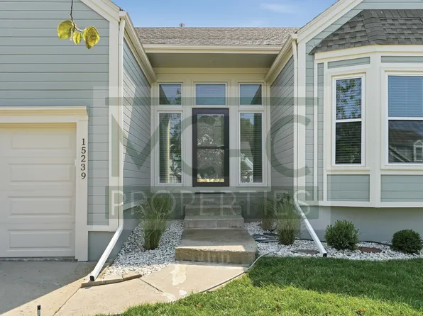 15239 Goodman St, Overland Park, KS 66223