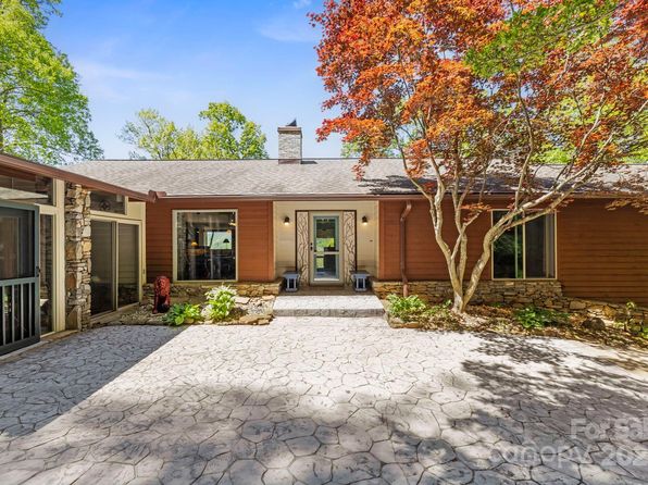 605 Upper Sondley Dr, Asheville, NC 28805