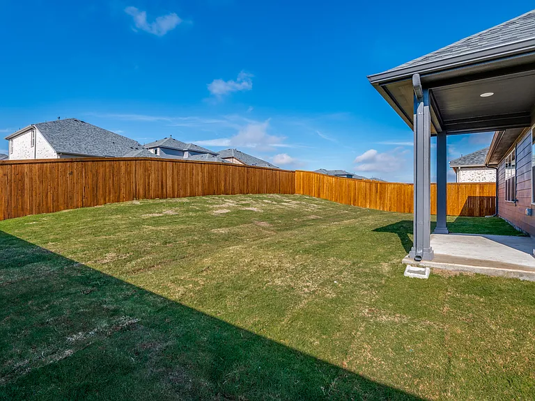 2902 Italia Ter — Photo 23