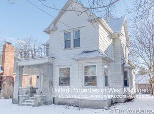 2352 Madison Ave SE #1, Grand Rapids, MI 49507