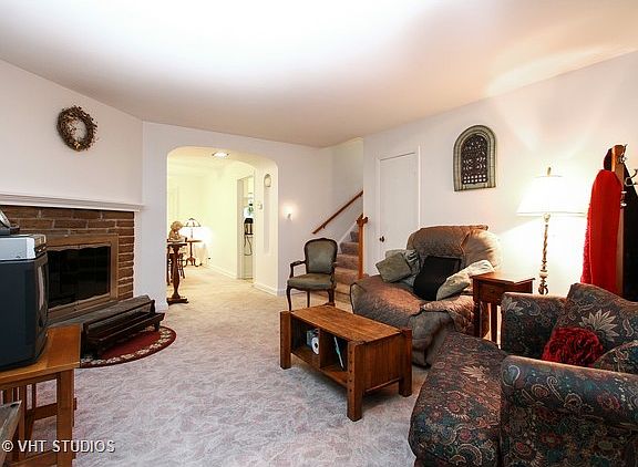 3rd image of 8115 Lake St