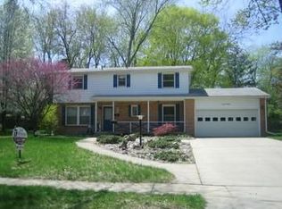 713 Columbia Rd, Midland, MI 48640