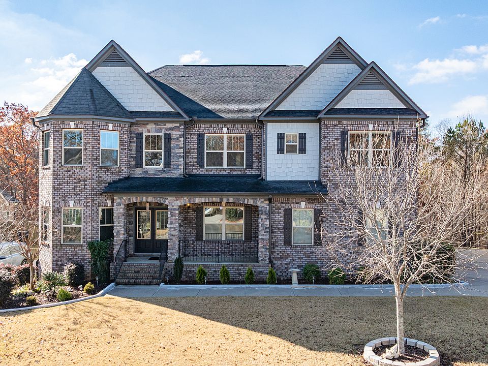1st image of 11 Autumn Wood Dr SE