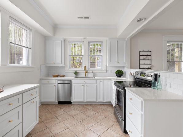 durham-north-carolina-448379811 picture