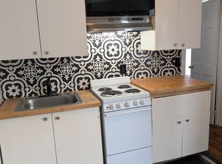 124 1st St APT 3, Troy, NY 12180