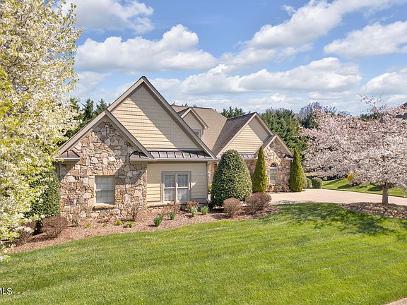 4th image of 2163 Highland Falls Ct