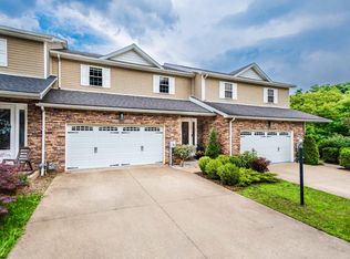 4 Turnstone Dr, Morgantown, WV 26505