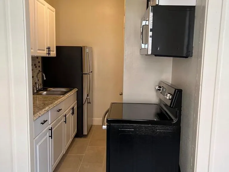 4105 Garrott St #17 — Photo 10