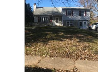 430 Hidden Valley Rd, Upper Chichester, PA 19014