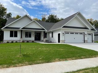 3675 Stockbury St, Green Bay, WI 54313