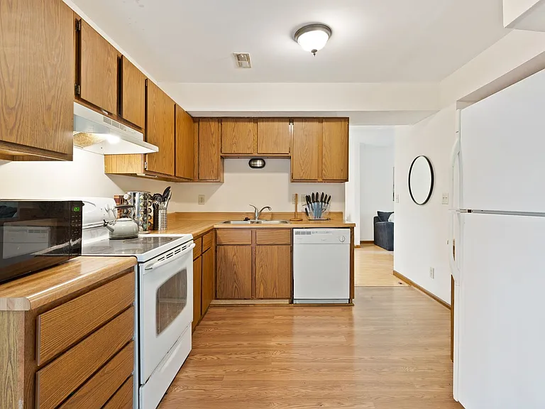2 Misty Creek Ct — Photo 6