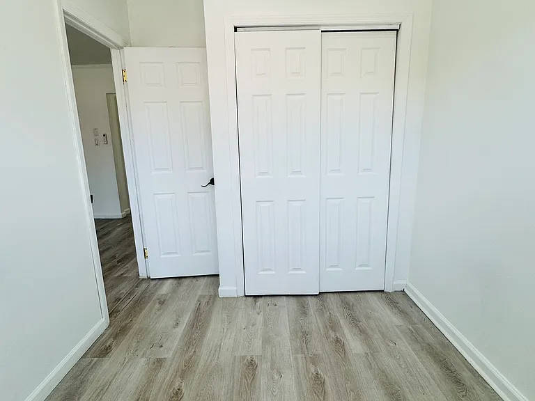 200-14 32nd Ave #2F — Photo 4
