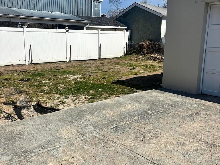 527 Willowbrook Rd — Photo 18