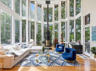 2828 Exeter Cir, Raleigh, NC 27608