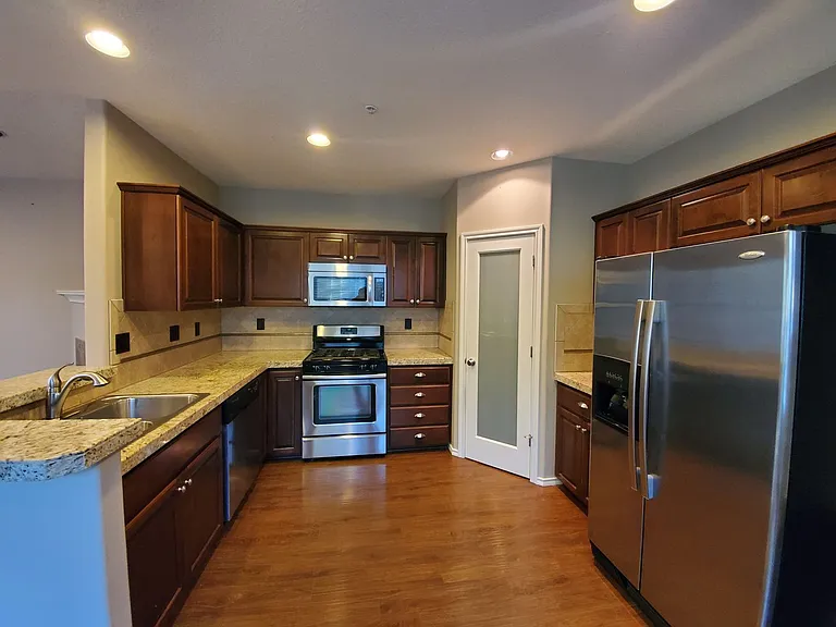 15983 NW Hildago Ln — Photo 7