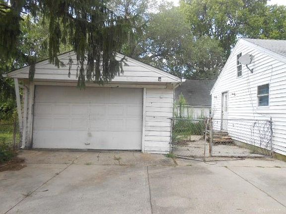 2nd image of 1845 Wilbur Ave