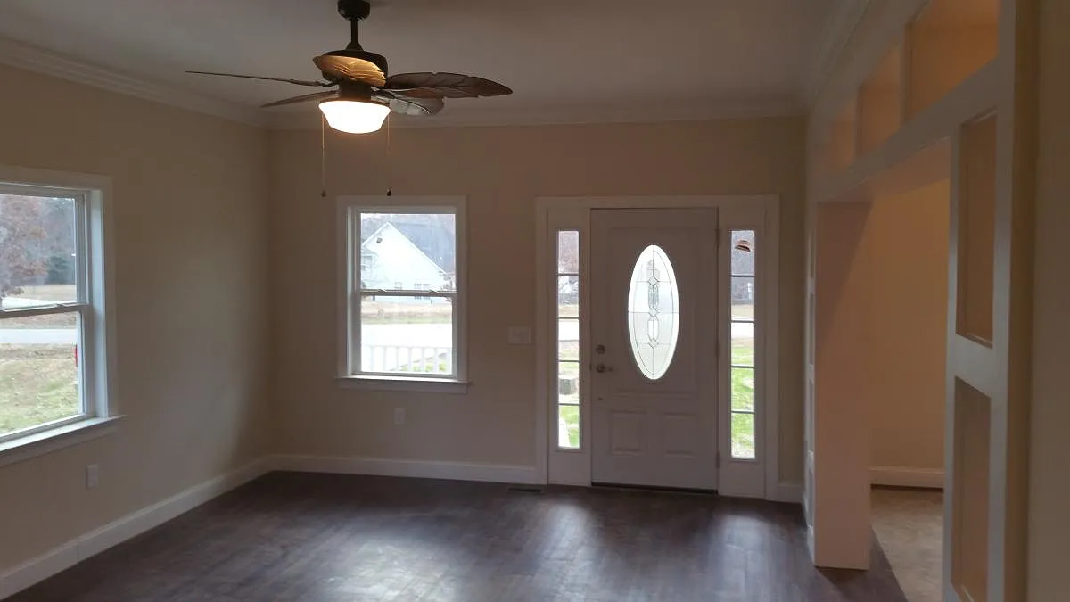 3 bed, 1620 sqft, $1,900 — Photo 4