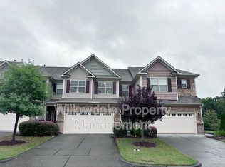 535 Whitworth Ln, Morrisville, NC 27560