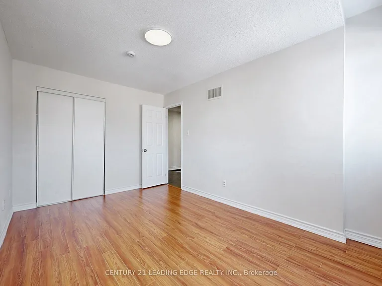 107 Joycedale St #MAIN FLOOR — Photo 30