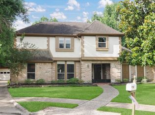 1526 Haven Lock Dr, Houston, TX 77077