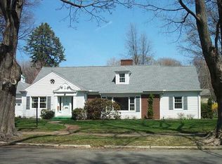 311 Seminole Dr, Erie, PA 16505
